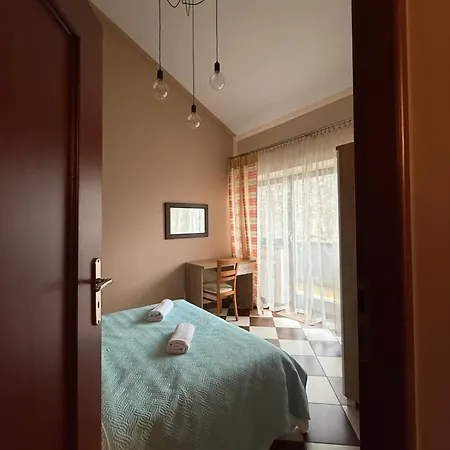 Centrum Z Aneksem Kuchennym & Lazienka Apartment